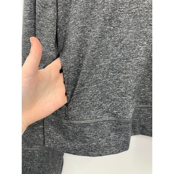 Old Navy Active Cozecore Performance Hoodie Sweatshirt Stretchy Gray XL NEW - Picture 8 of 11